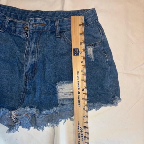 Women’s Jean Shorts Distressed Mini Shorts Size L - Picture 5 of 6